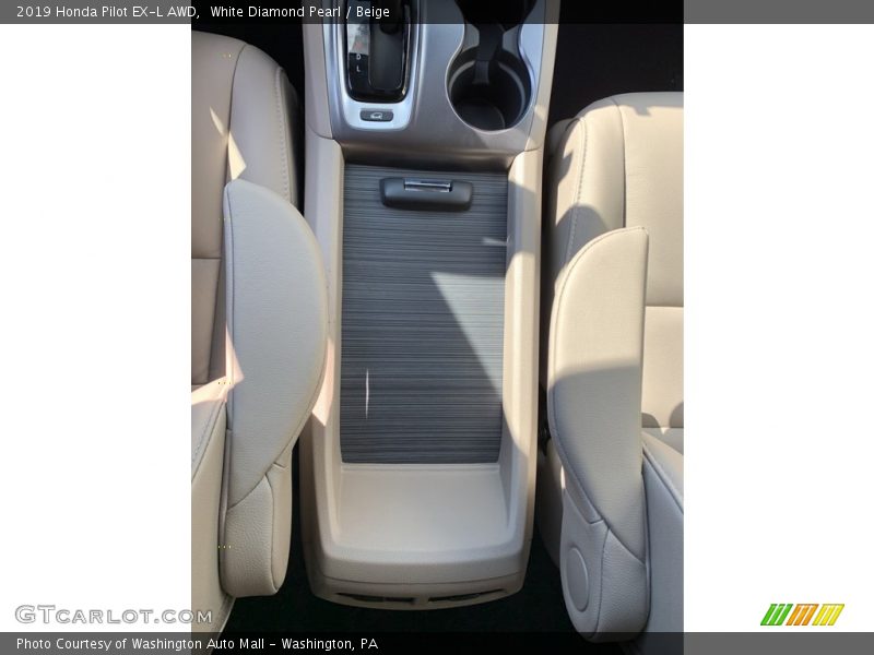 White Diamond Pearl / Beige 2019 Honda Pilot EX-L AWD