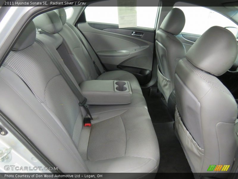 Radiant Silver / Gray 2011 Hyundai Sonata SE