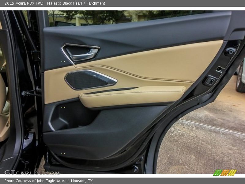 Majestic Black Pearl / Parchment 2019 Acura RDX FWD