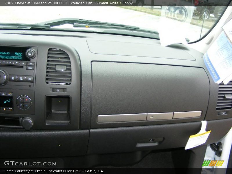 Summit White / Ebony 2009 Chevrolet Silverado 2500HD LT Extended Cab