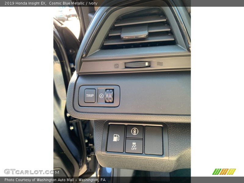 Cosmic Blue Metallic / Ivory 2019 Honda Insight EX