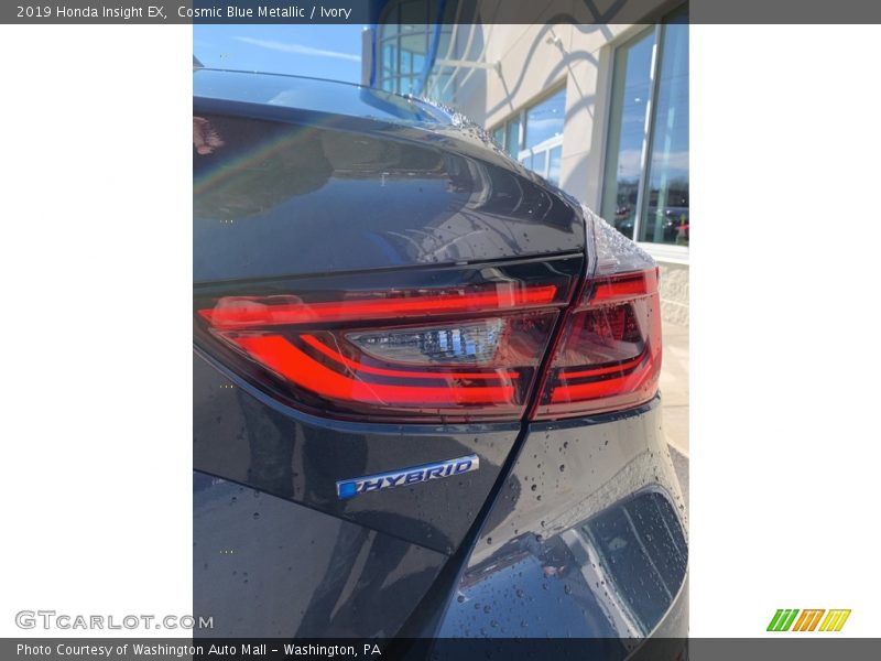 Cosmic Blue Metallic / Ivory 2019 Honda Insight EX