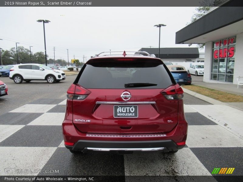 Scarlet Ember / Charcoal 2019 Nissan Rogue SL
