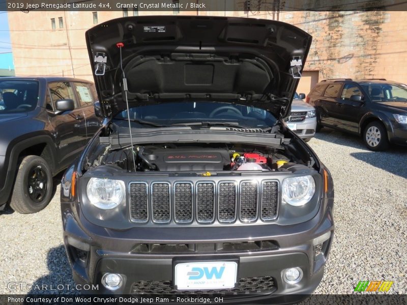 Granite Crystal Metallic / Black 2019 Jeep Renegade Latitude 4x4