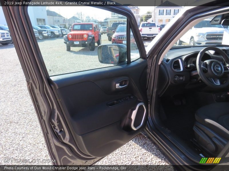 Granite Crystal Metallic / Black 2019 Jeep Renegade Latitude 4x4