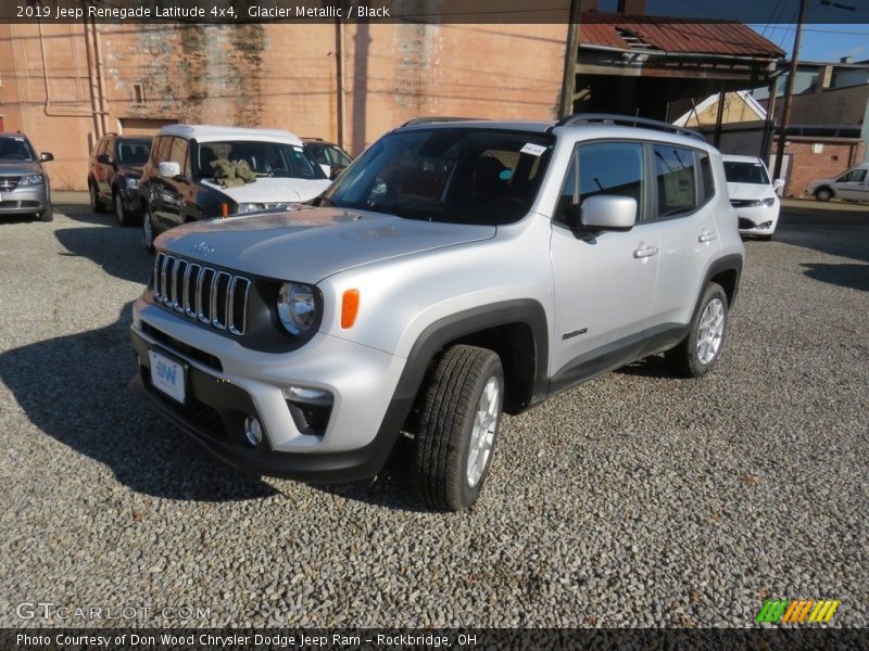 Glacier Metallic / Black 2019 Jeep Renegade Latitude 4x4