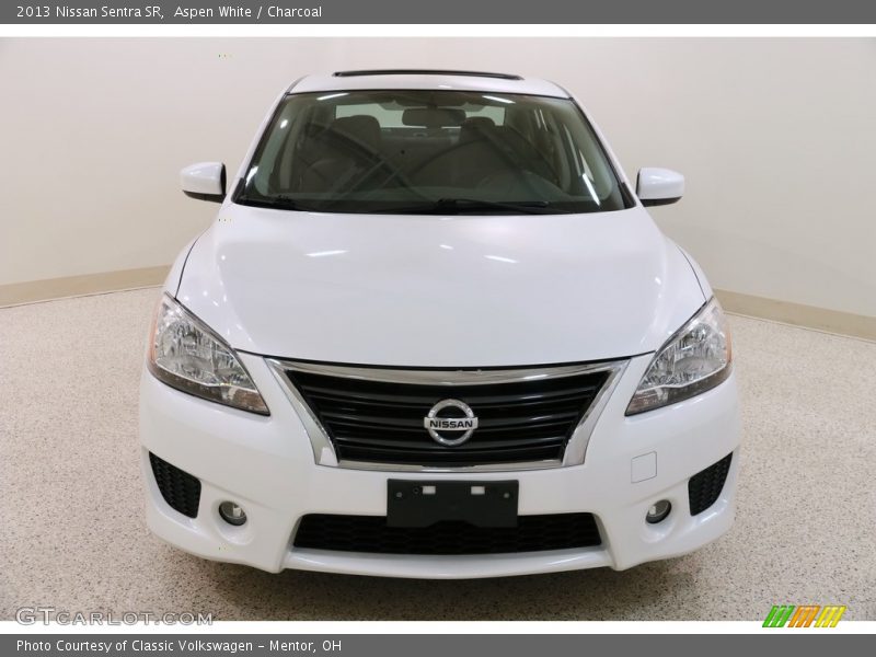 Aspen White / Charcoal 2013 Nissan Sentra SR