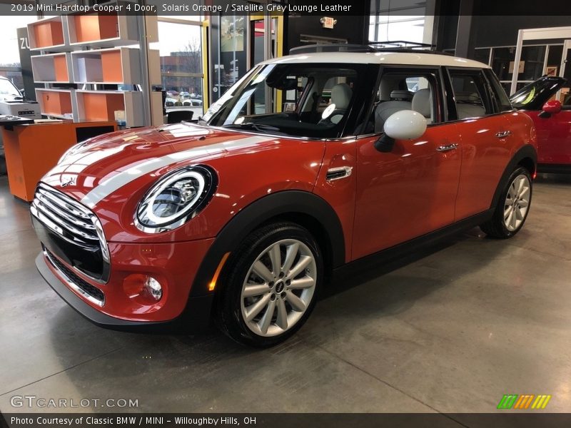 Solaris Orange / Satellite Grey Lounge Leather 2019 Mini Hardtop Cooper 4 Door