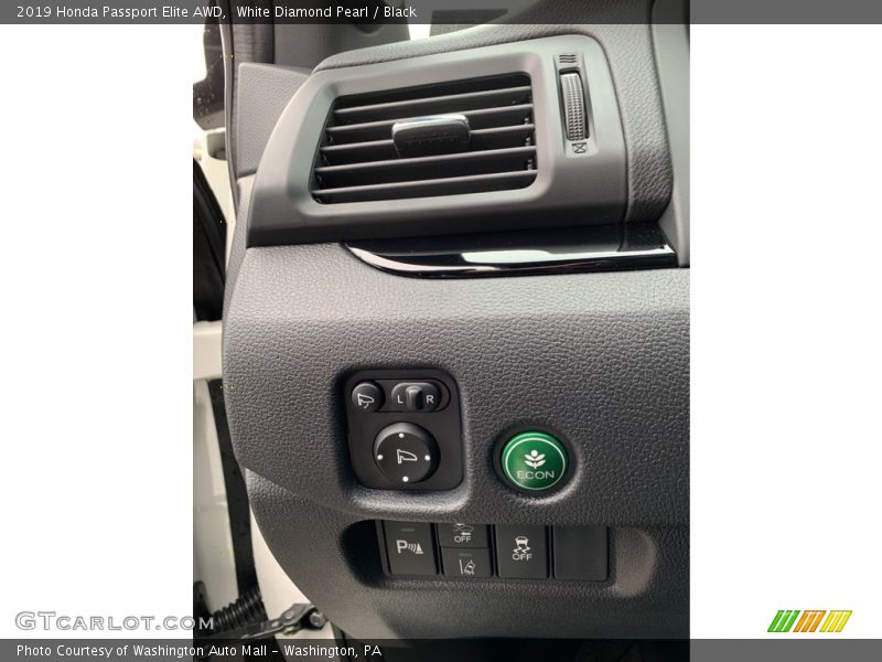White Diamond Pearl / Black 2019 Honda Passport Elite AWD