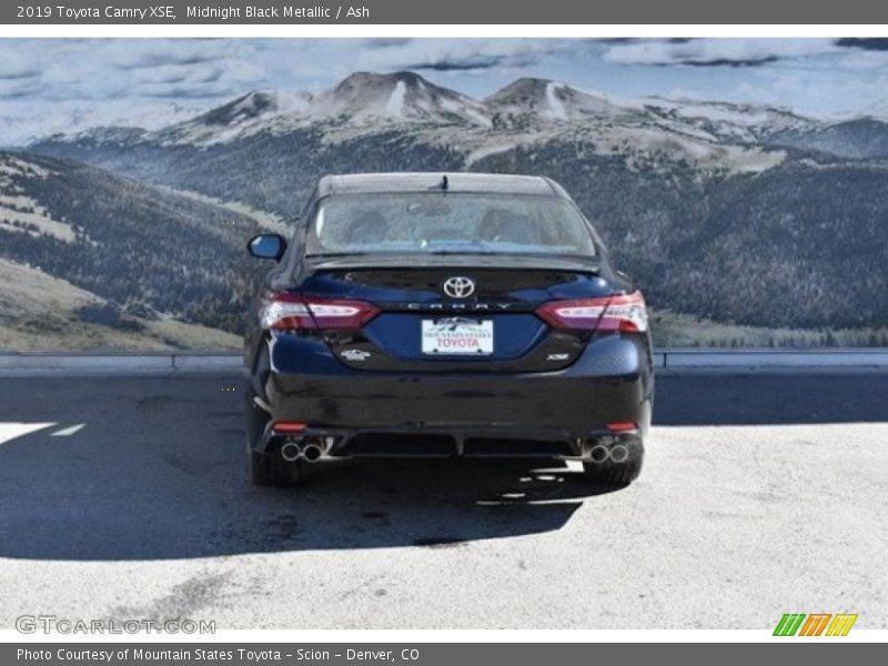 Midnight Black Metallic / Ash 2019 Toyota Camry XSE