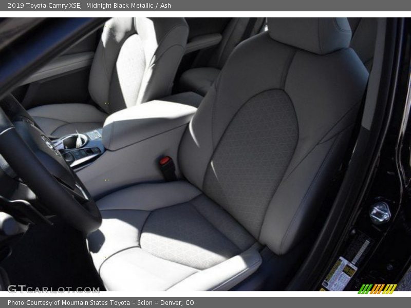 Midnight Black Metallic / Ash 2019 Toyota Camry XSE
