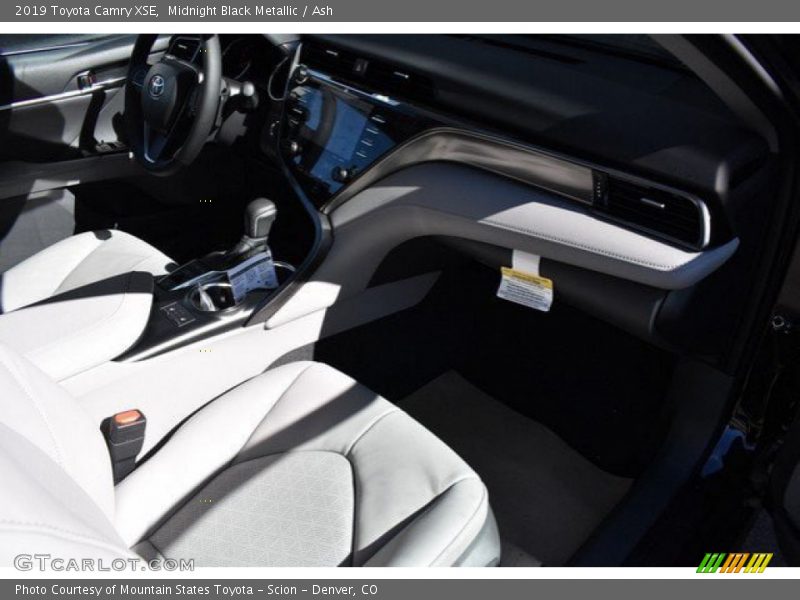 Midnight Black Metallic / Ash 2019 Toyota Camry XSE