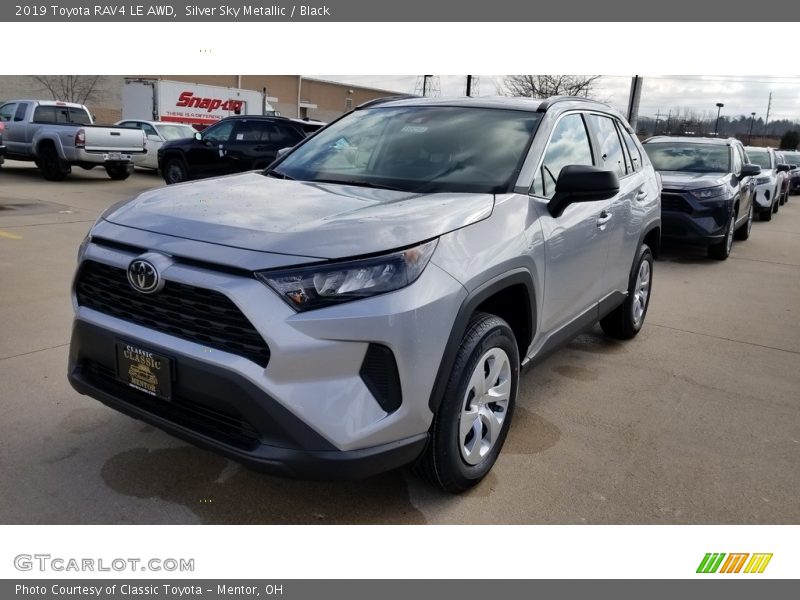 Silver Sky Metallic / Black 2019 Toyota RAV4 LE AWD