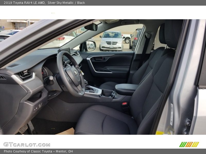 Silver Sky Metallic / Black 2019 Toyota RAV4 LE AWD