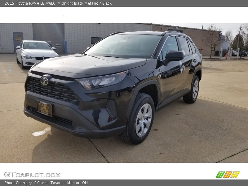 Midnight Black Metallic / Black 2019 Toyota RAV4 LE AWD
