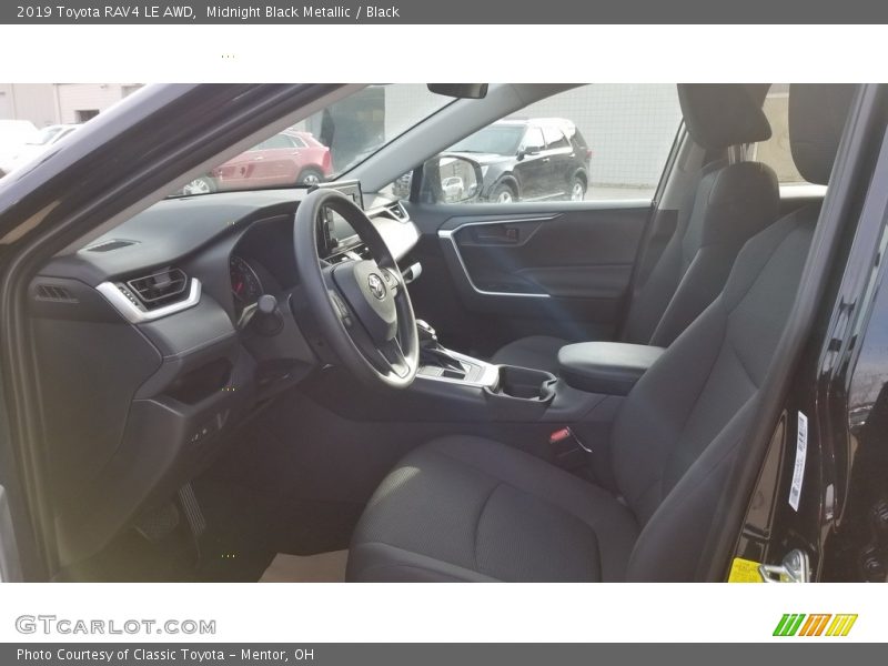 Midnight Black Metallic / Black 2019 Toyota RAV4 LE AWD