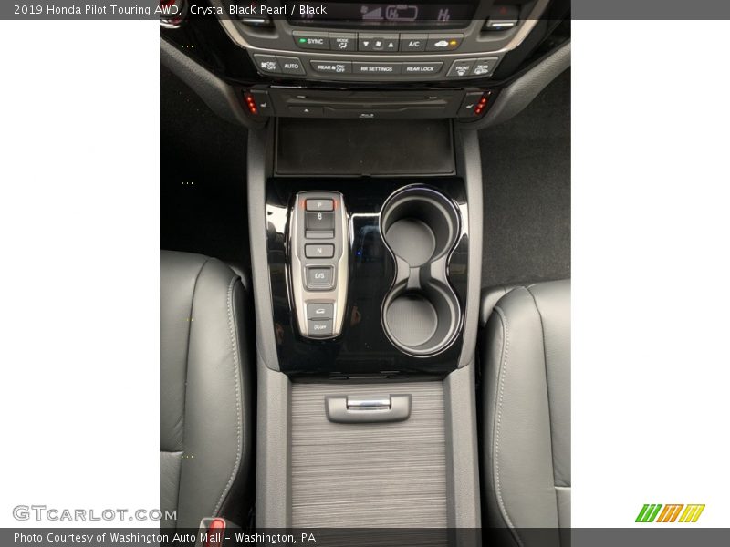 Crystal Black Pearl / Black 2019 Honda Pilot Touring AWD