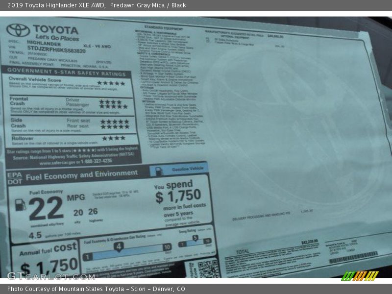 Predawn Gray Mica / Black 2019 Toyota Highlander XLE AWD