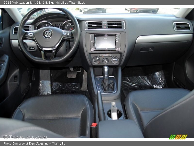 Silk Blue Metallic / Titan Black 2018 Volkswagen Jetta SE