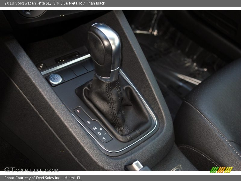 Silk Blue Metallic / Titan Black 2018 Volkswagen Jetta SE