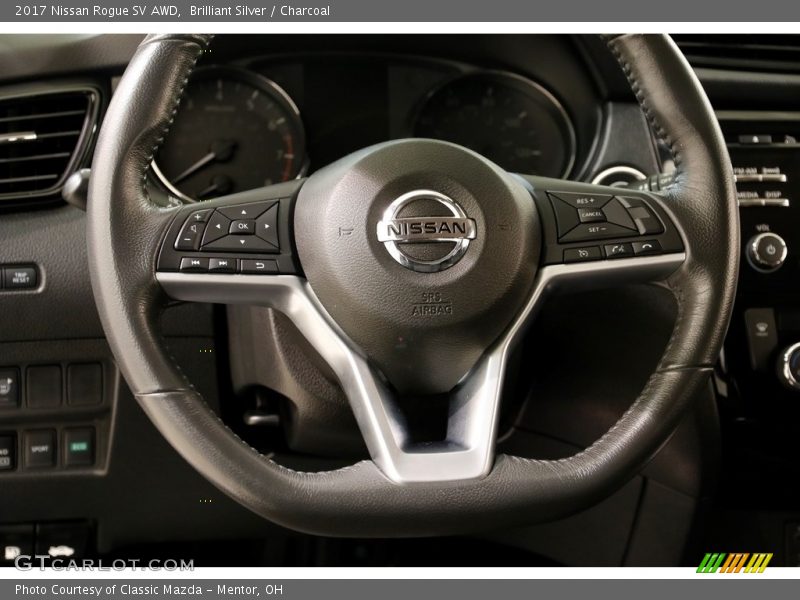 Brilliant Silver / Charcoal 2017 Nissan Rogue SV AWD