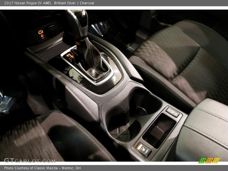 Brilliant Silver / Charcoal 2017 Nissan Rogue SV AWD