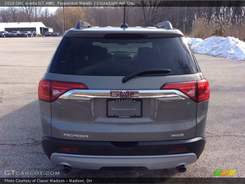 Pepperdust Metallic / Cocoa/Light Ash Gray 2019 GMC Acadia SLT AWD