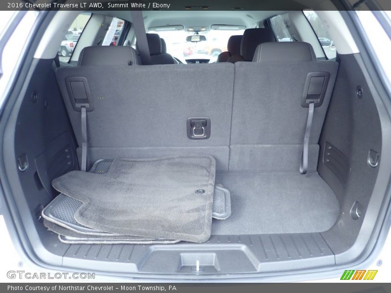 Summit White / Ebony 2016 Chevrolet Traverse LT AWD