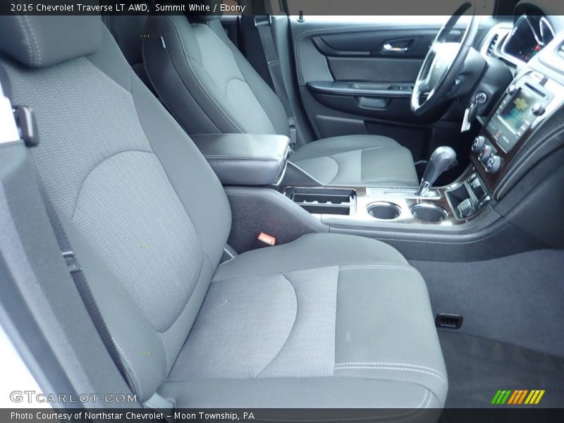 Summit White / Ebony 2016 Chevrolet Traverse LT AWD