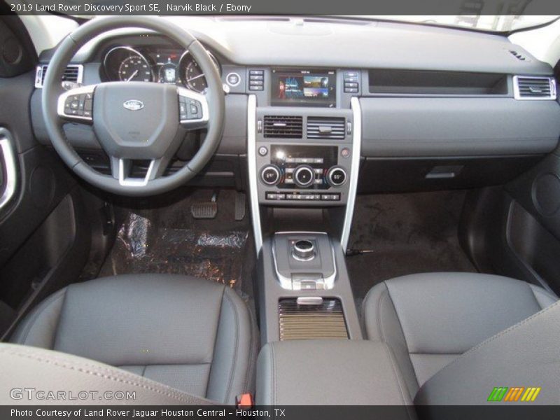 Narvik Black / Ebony 2019 Land Rover Discovery Sport SE