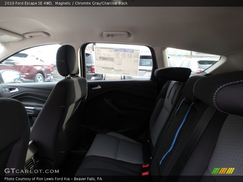 Magnetic / Chromite Gray/Charcoal Black 2019 Ford Escape SE 4WD