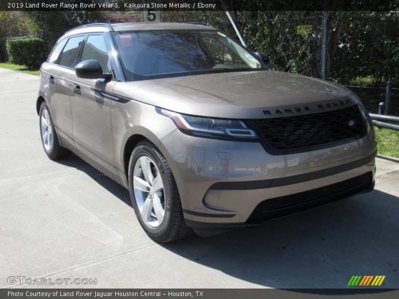 Kaikoura Stone Metallic / Ebony 2019 Land Rover Range Rover Velar S