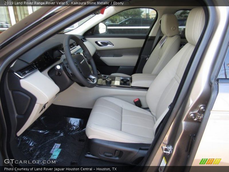 Kaikoura Stone Metallic / Ebony 2019 Land Rover Range Rover Velar S