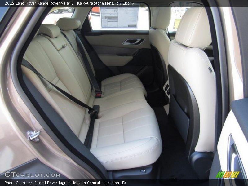 Kaikoura Stone Metallic / Ebony 2019 Land Rover Range Rover Velar S