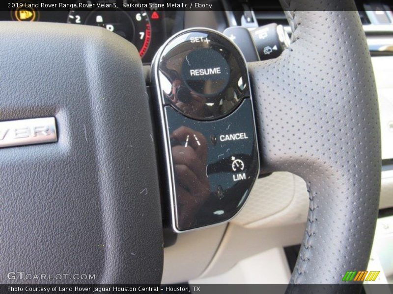 Kaikoura Stone Metallic / Ebony 2019 Land Rover Range Rover Velar S