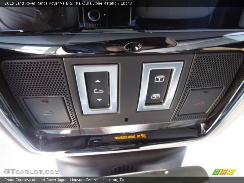 Kaikoura Stone Metallic / Ebony 2019 Land Rover Range Rover Velar S