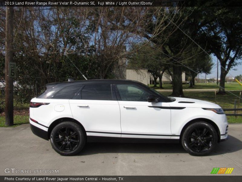 Fuji White / Light Oyster/Ebony 2019 Land Rover Range Rover Velar R-Dynamic SE