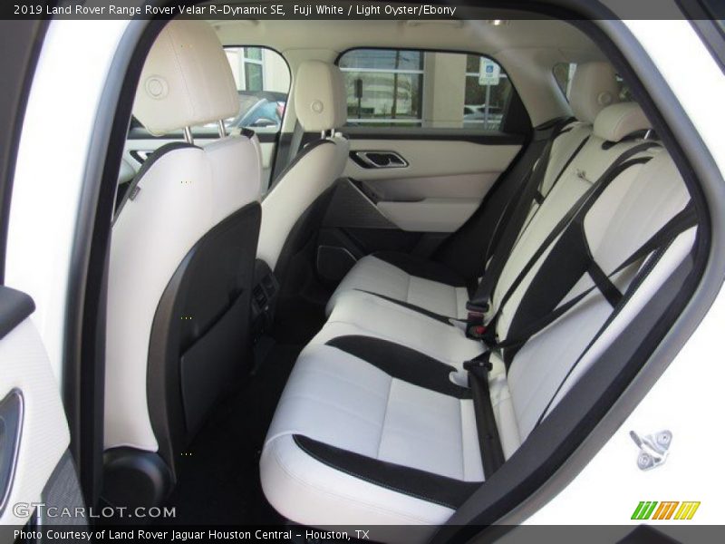 Fuji White / Light Oyster/Ebony 2019 Land Rover Range Rover Velar R-Dynamic SE