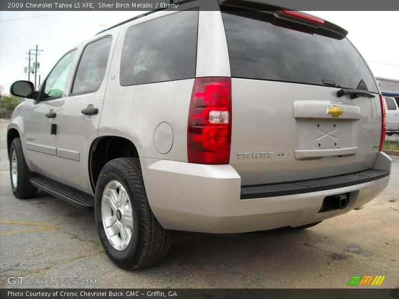 Silver Birch Metallic / Ebony 2009 Chevrolet Tahoe LS XFE