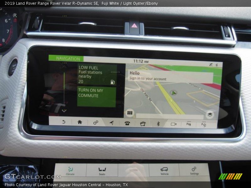 Fuji White / Light Oyster/Ebony 2019 Land Rover Range Rover Velar R-Dynamic SE