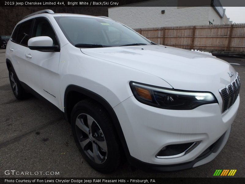 Bright White / Black/Ski Grey 2019 Jeep Cherokee Limited 4x4