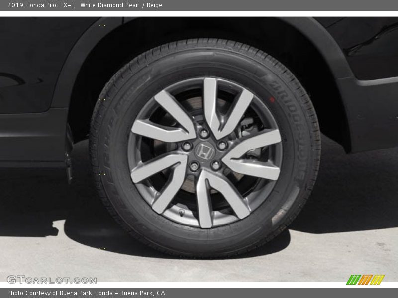 White Diamond Pearl / Beige 2019 Honda Pilot EX-L