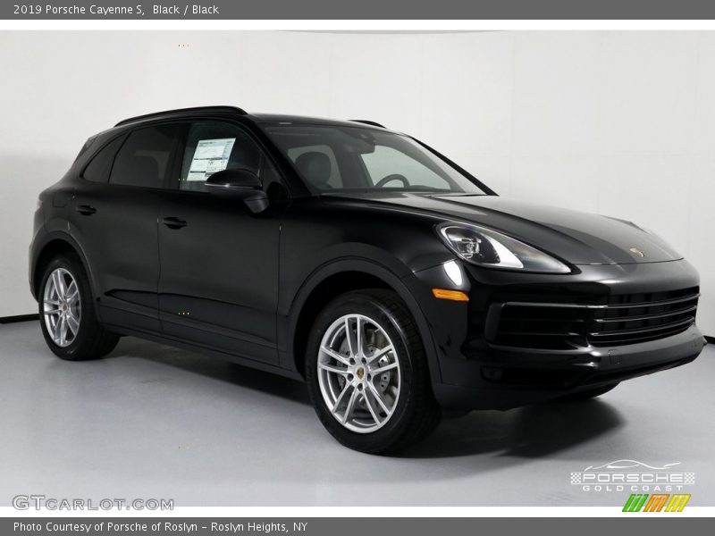 Black / Black 2019 Porsche Cayenne S