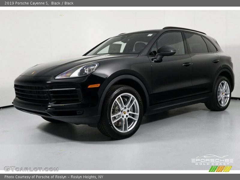 Black / Black 2019 Porsche Cayenne S