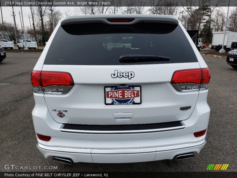 Bright White / Black 2019 Jeep Grand Cherokee Summit 4x4