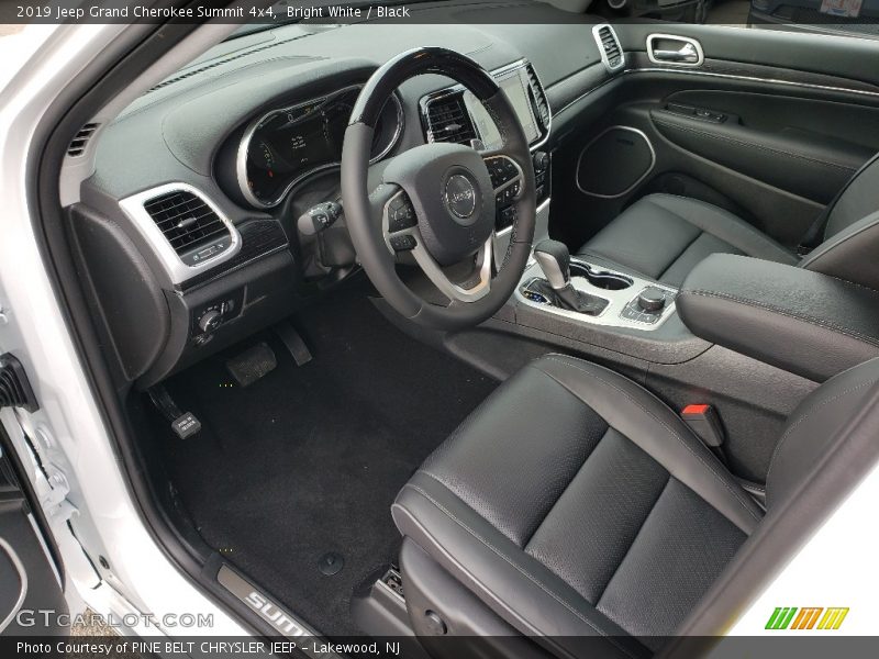 Bright White / Black 2019 Jeep Grand Cherokee Summit 4x4