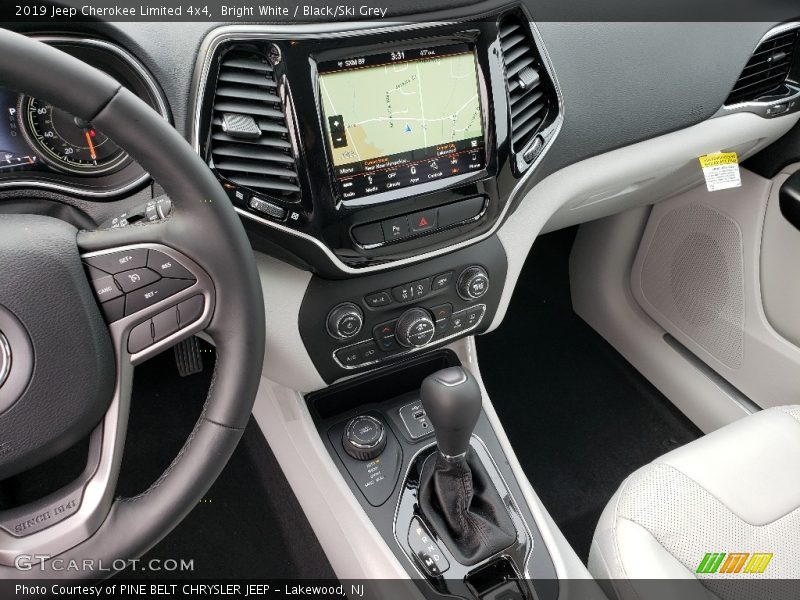 Bright White / Black/Ski Grey 2019 Jeep Cherokee Limited 4x4