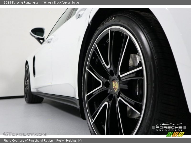 White / Black/Luxor Beige 2018 Porsche Panamera 4