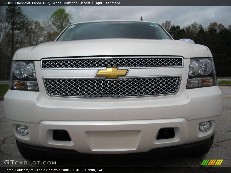 White Diamond Tricoat / Light Cashmere 2009 Chevrolet Tahoe LTZ