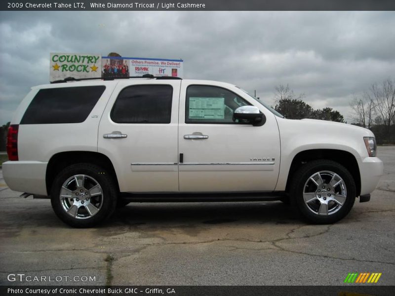 White Diamond Tricoat / Light Cashmere 2009 Chevrolet Tahoe LTZ